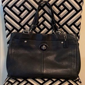 💚 Black Coach Bag